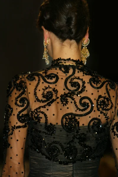 Look 30